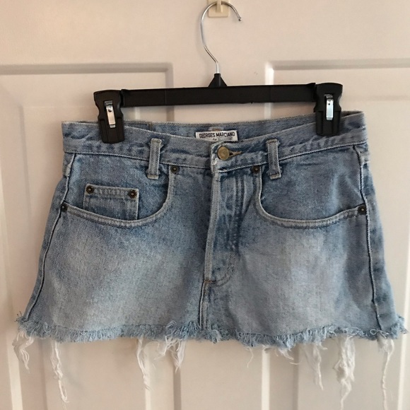 Guess by Marciano Dresses & Skirts - Vintage GUESS❓By Georges Marciano Mini Skirt